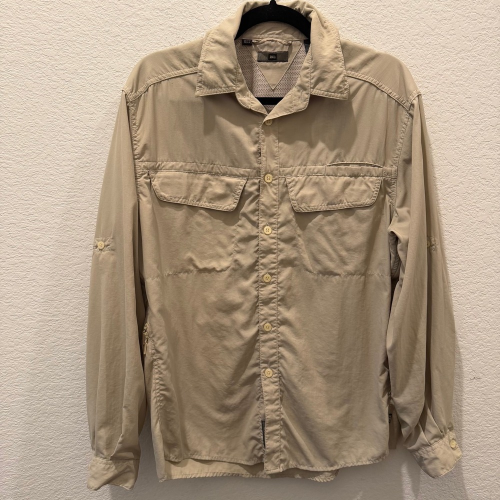 REI Sahara Mens Small Tan Khaki UPF 50+ Hiking Travel Long Sleeve Shirt